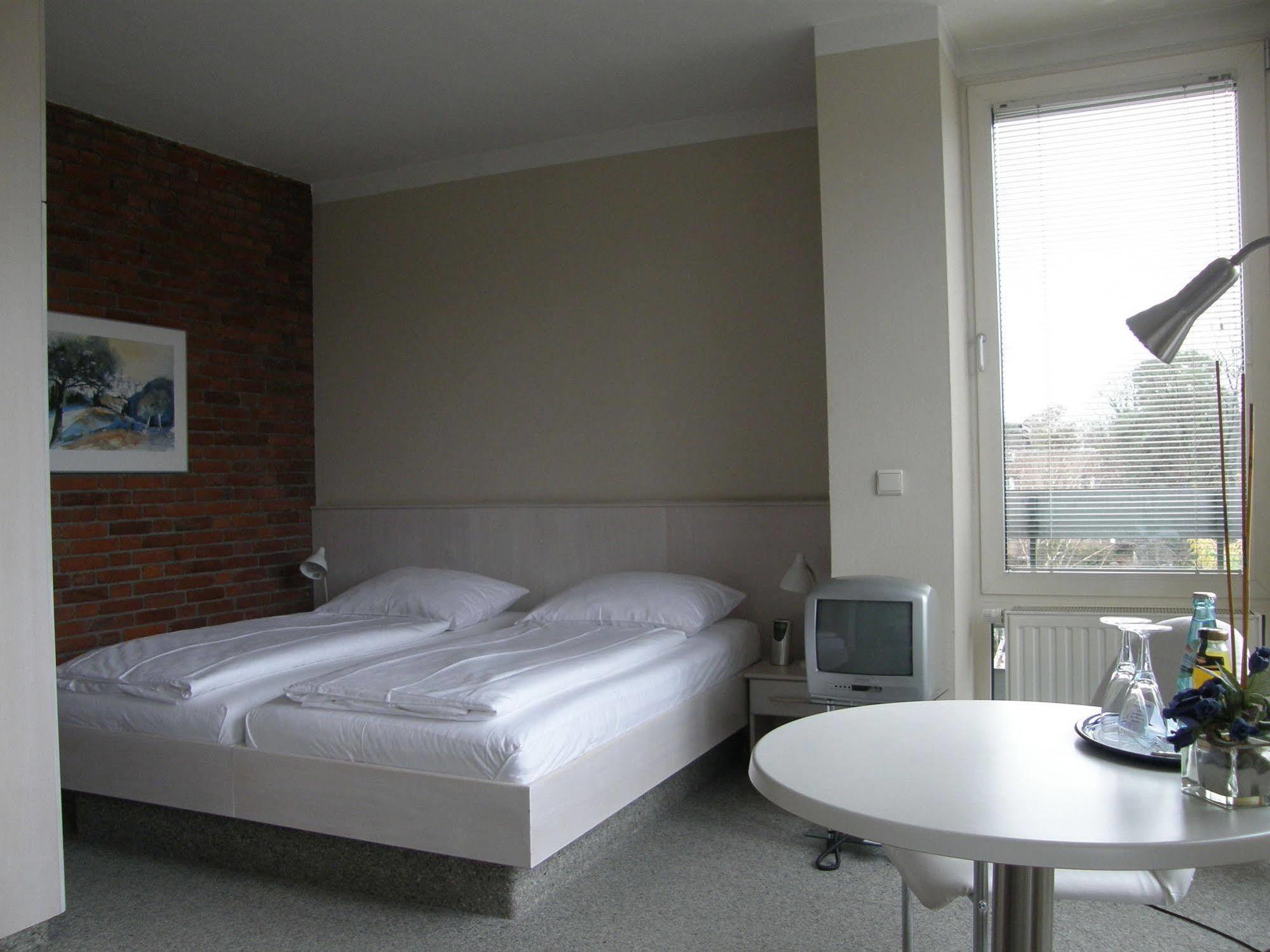 Jugendgaestehaus St.-Michaels-Heim Berlino Esterno foto